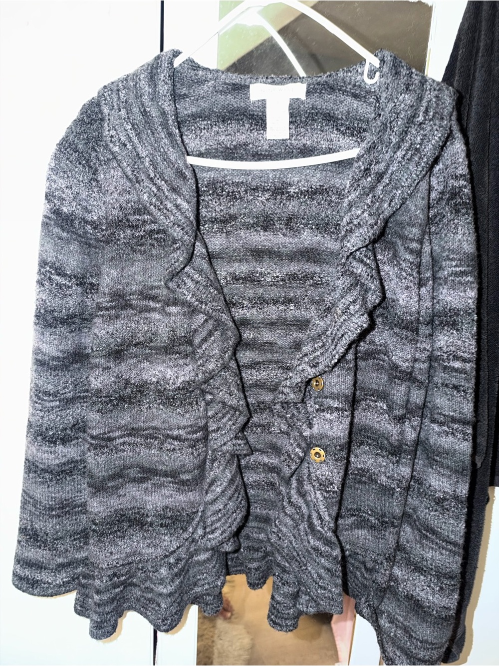 Nine West Gray Ruffle Cardigan Size Large Like New